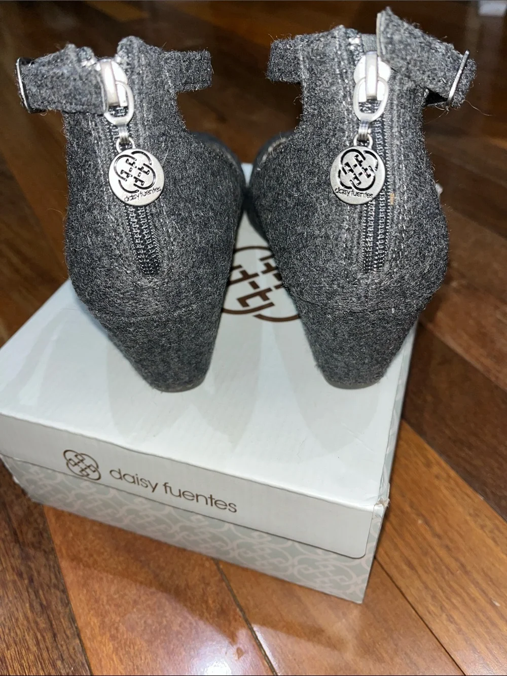 Daisy Fuentes Gray Felt Ankle-Strap Wedges with Round Toe